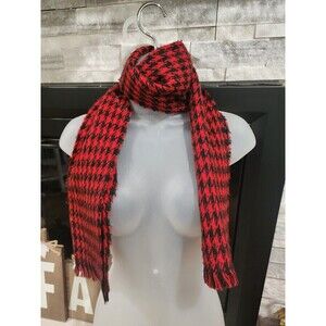 Michelle Stuart Berry & Black Herringbone Scarf 100% Acrylic 52"  Lightweight